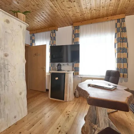 Pensionat Xeis Nest