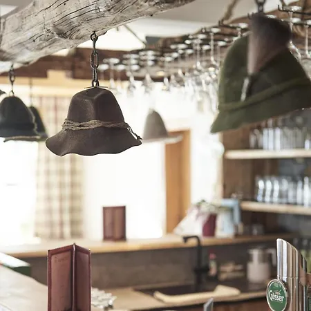 Affittacamere Xeis Nest 3*