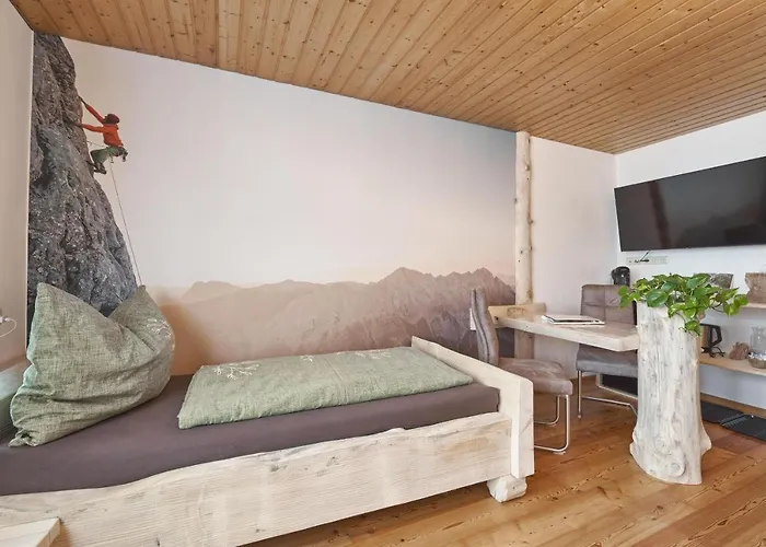 بيت ضيافة Xeis Nest